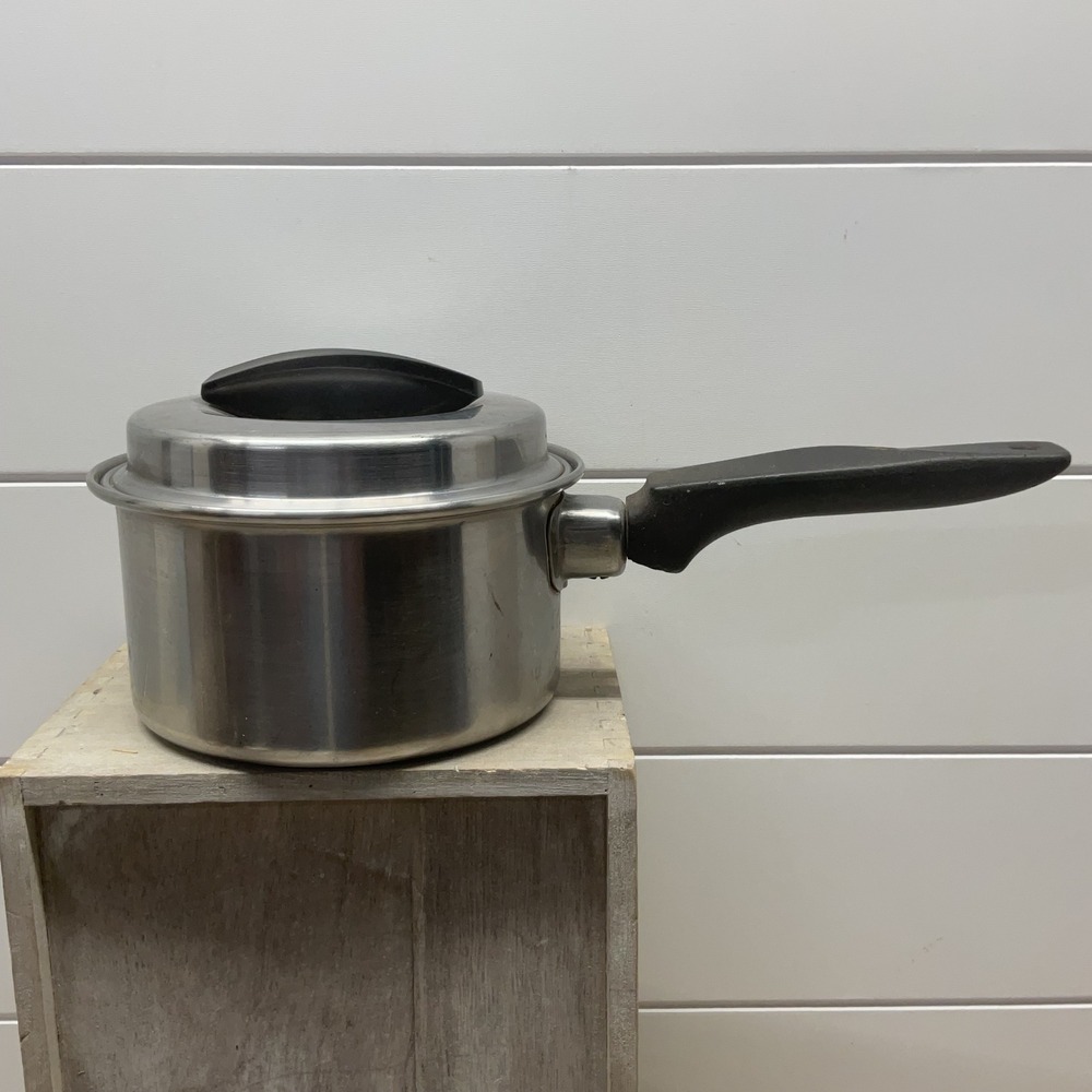 Ekco Flint Stainless Steel 1 Quart Saucepan with Lid Radiant Heat Core USA Made